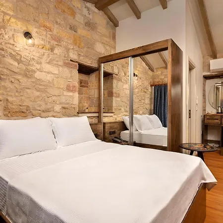 Eflin Haus Historical Place & Monument ホテル 3*