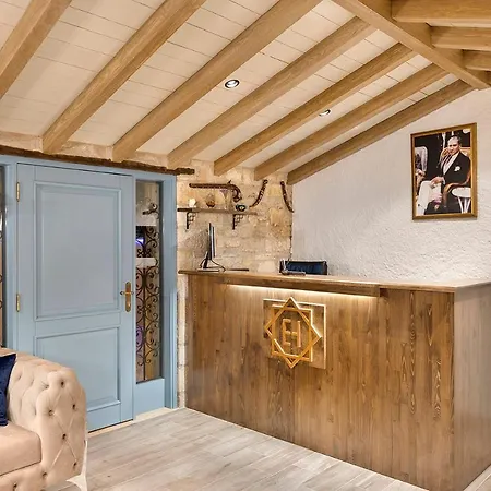 Eflin Haus Historical Place & Monument Cesme