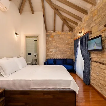 Eflin Haus Historical Place & Monument Hotel Cesme