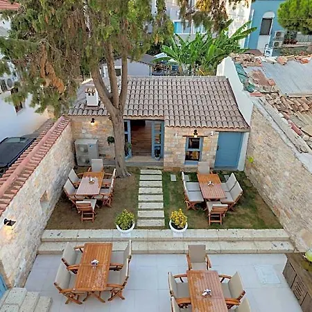 Eflin Haus Historical Place & Monument Hotel Çeşme