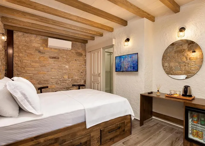 Eflin Haus Historical Place & Monument Çeşme